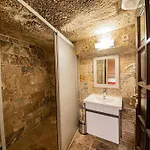 Chelebi Cave House Otel