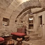 Chelebi Cave House Otel 2*