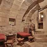 Otel Chelebi Cave House 2*