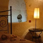 Chelebi Cave House 2* Göreme