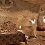 Chelebi Cave House Otel