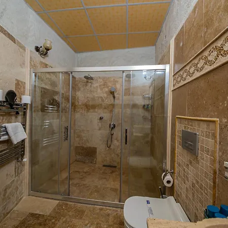 Chelebi Cave House Готель