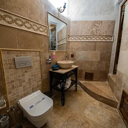 Otel Chelebi Cave House 2*