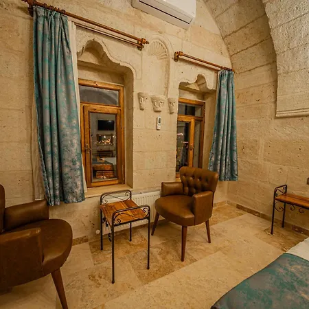 Chelebi Cave House 2*