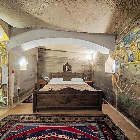Chelebi Cave House Hotel