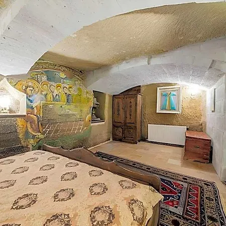 Chelebi Cave House