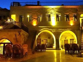 Chelebi Cave House ギョレメ