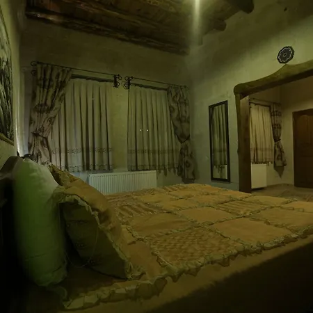 Chelebi Cave House فندق غوريمِيه