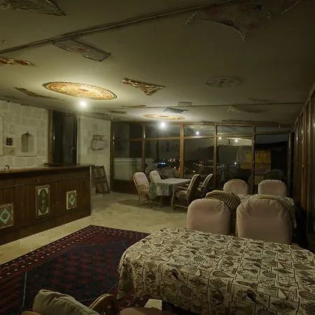 Chelebi Cave House 2* ギョレメ