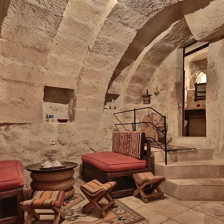 Otel Chelebi Cave House 2*