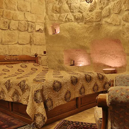 Hotell Chelebi Cave House 2*