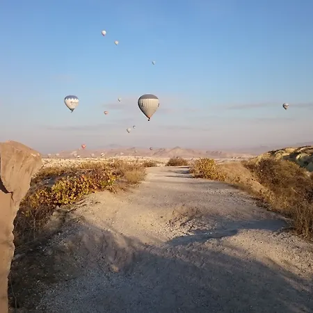 Chelebi Cave House فندق غوريمِيه